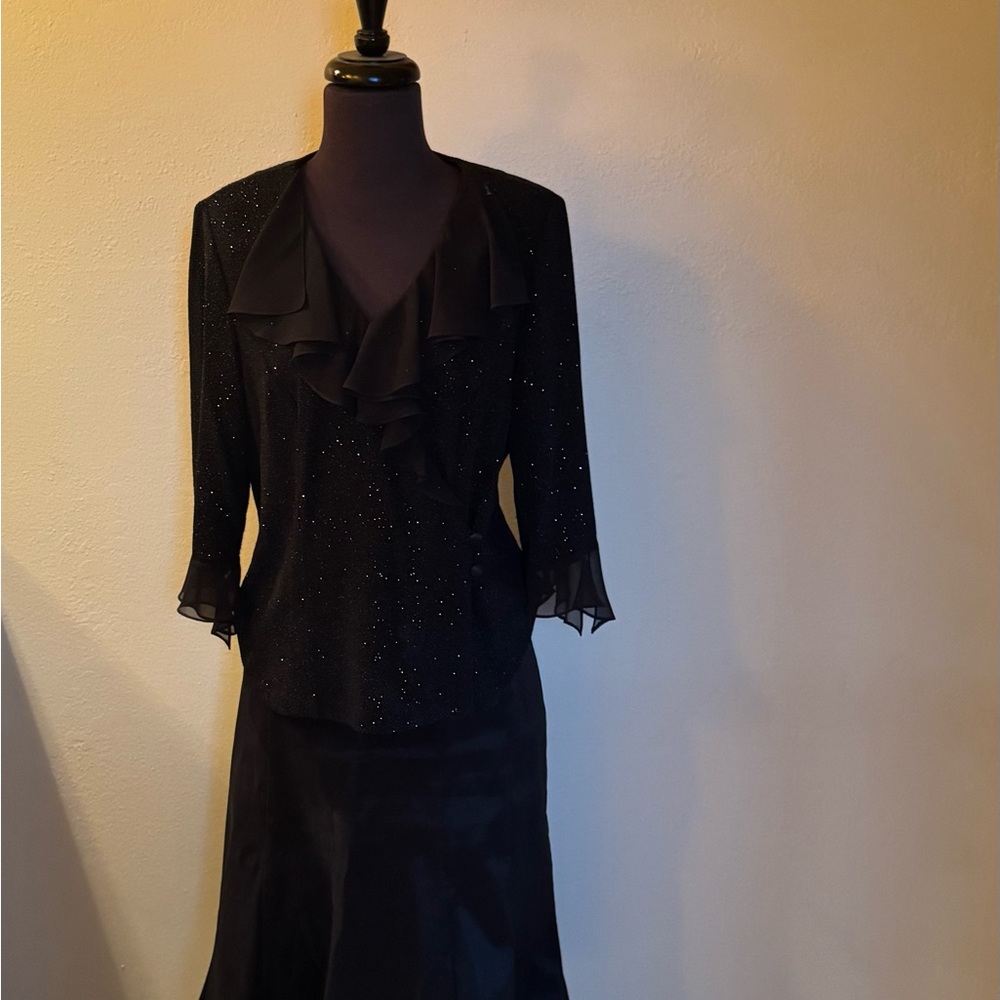 Elegant Black Women's Blouse and Skirt Set